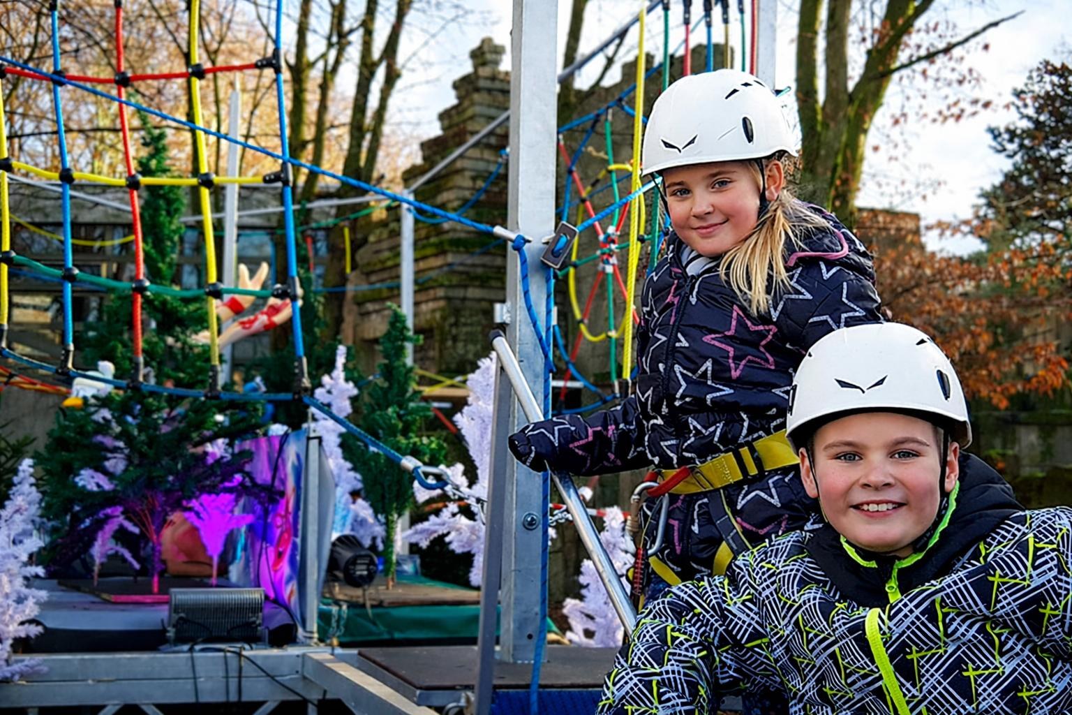 Klettern im Winterwald – Der mobile Kinderhochseilgarten als Winter-At mieten in Bramsche – 3