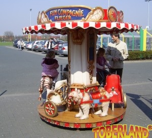 Nostalgie “ Flat roof “ Karussell mieten bei TOBERLAND, Inhaber Christian Duit