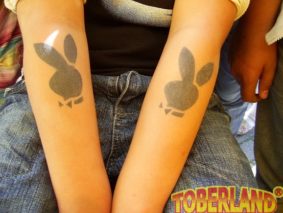 Airbrush Tattoos mieten bei TOBERLAND, Inhaber Christian Duit