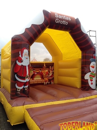 Weihnachtshüpfburg mieten bei TOBERLAND, Inhaber Christian Duit
