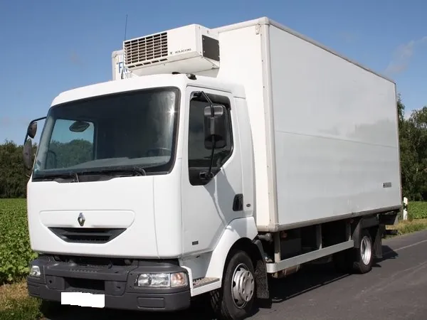 Renault Midlum : Fahrzeug 1 mieten bei Axel Mehlfeldt Vermietung