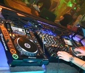 Pioneer CDJ2000NX2 professioneller DJ CD Player – 2