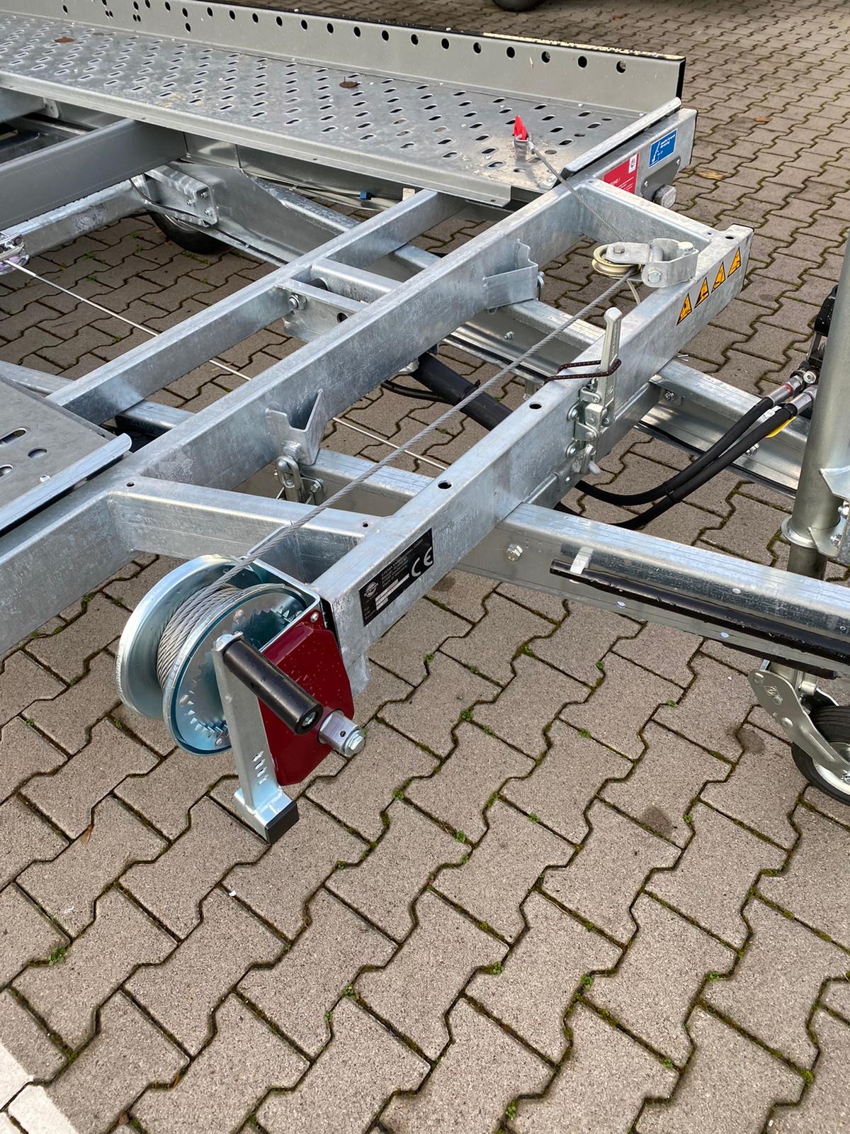 Autotransporter 3500 Kg mit Seilwinde – 2