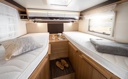 Forster Alkoven 699EB Livin' up 2020 Wohnmobil -  5 Schlafplätze – 2