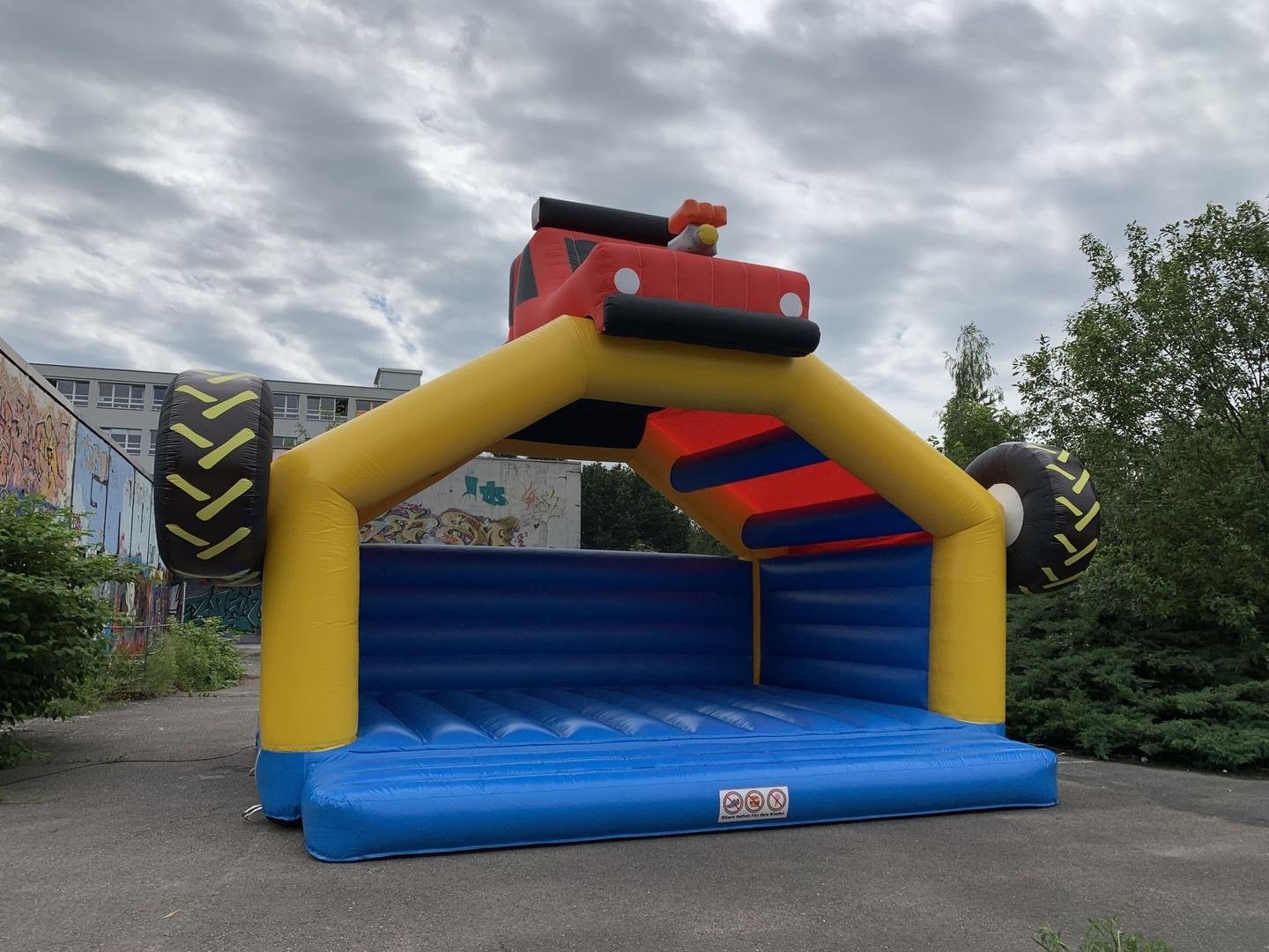 Hüpfburg Monstertruck 7x5m mieten in Chemnitz