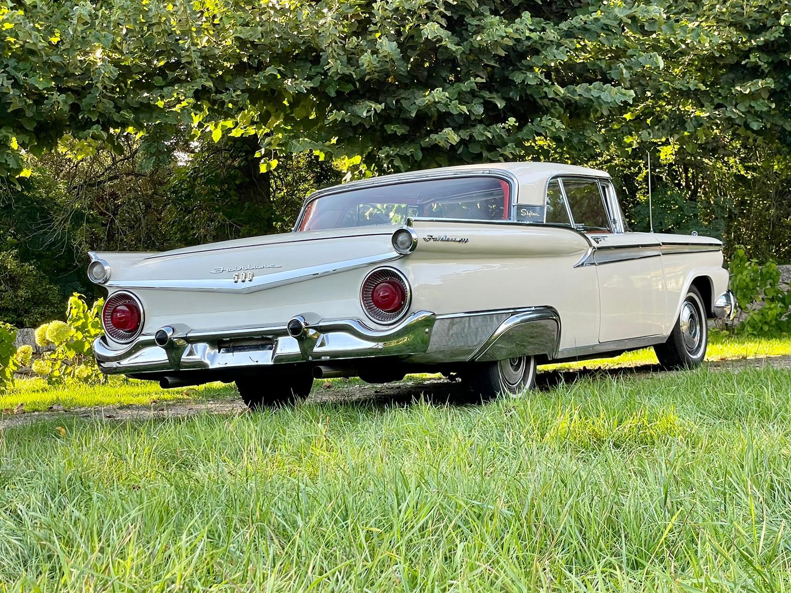 Ford Fairlane 500 Skyliner – 3