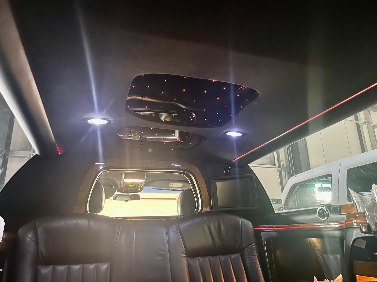 Lincoln Stretchlimousine in Pink – 4