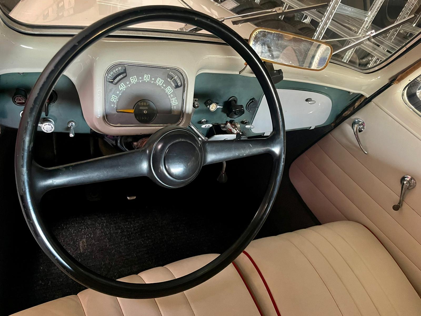 Citroen 11CV – 3