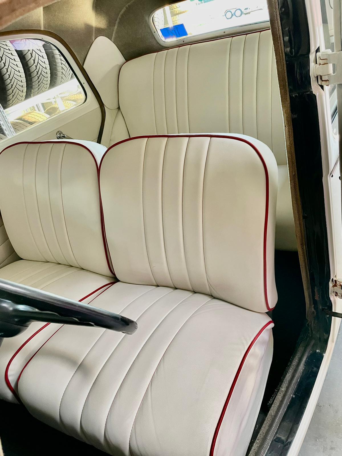Citroen 11CV – 4
