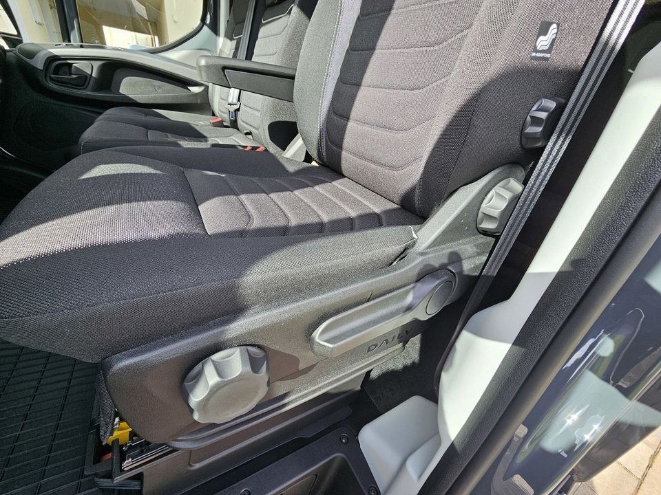 Iveco Daily Sprinter Crafter Bulli 7 Sitzer mieten in Harsewinkel – 3