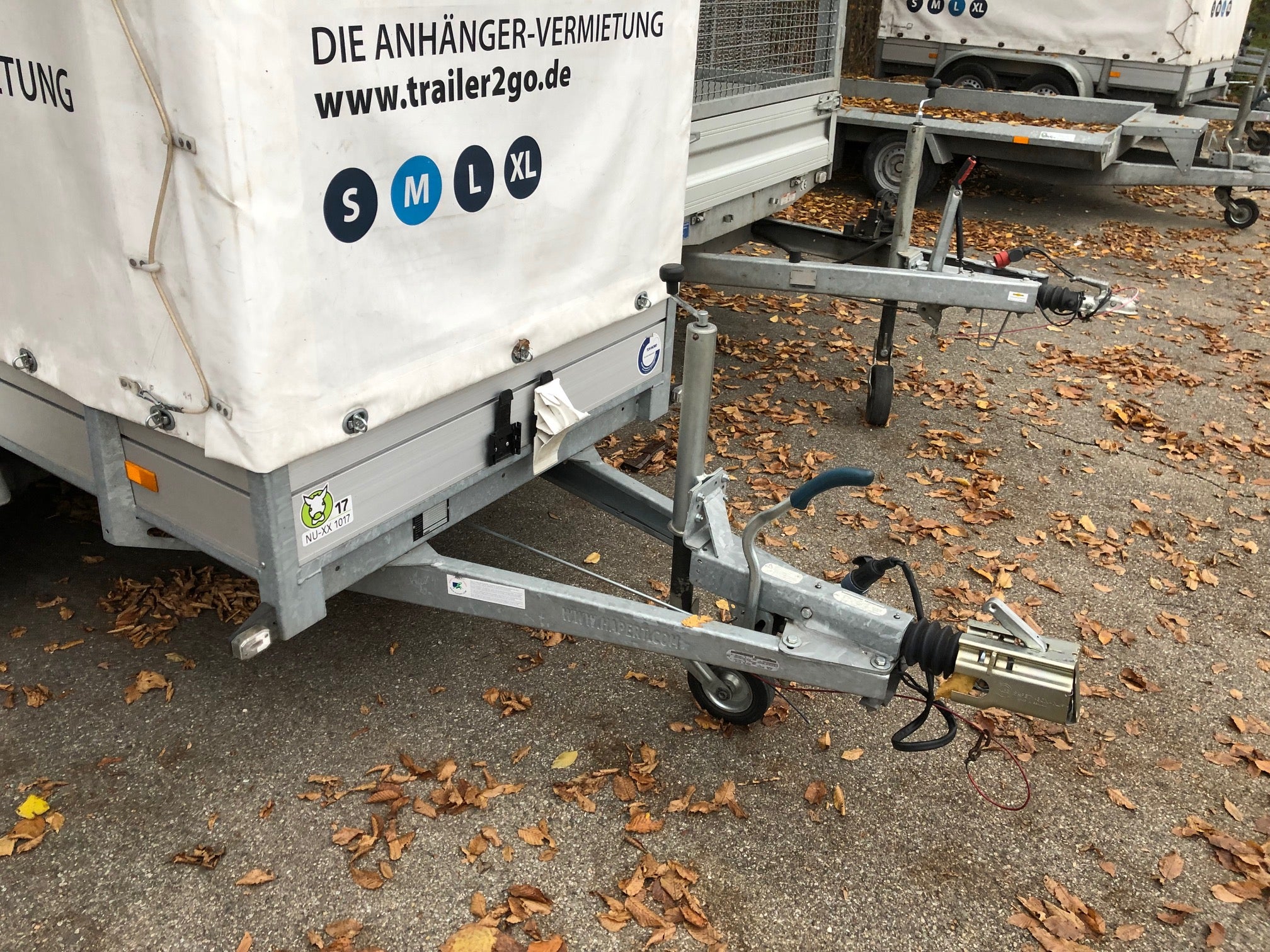 M mit Plane, Allzweckanhänger mit Plane, Anhänger mit Plane 160 cm, 1300 kg Zul. Ges. Gewicht – 2