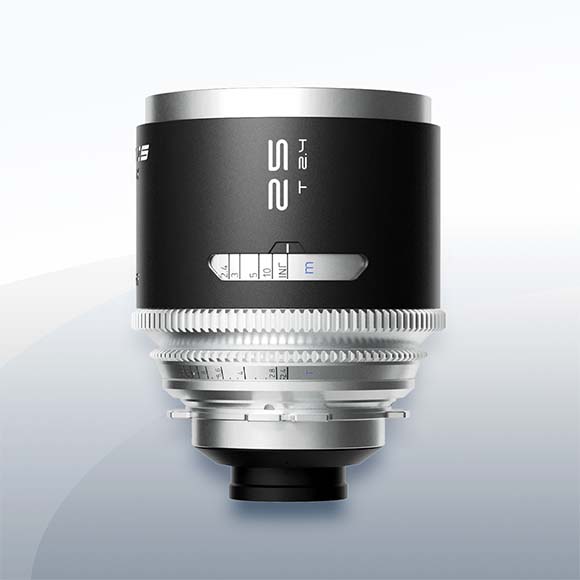 Blazar Mantis 25mm T2.4 1.33x Anamorphic Amber Flare (Canon EF-Mount) mieten