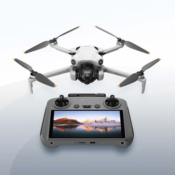 DJI Mini 4 Pro Fly More Combo mit DJI RC2 mieten – Versand deutschlandweit ab 24,50 €/Tag