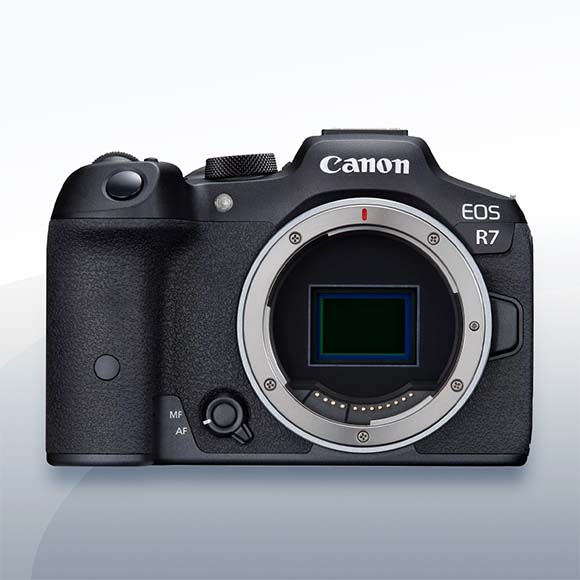 Canon EOS R7 + Canon RF-S 3.9mm F3.5 STM Dual Fisheye mieten – ab 39,50 €/Tag – 3