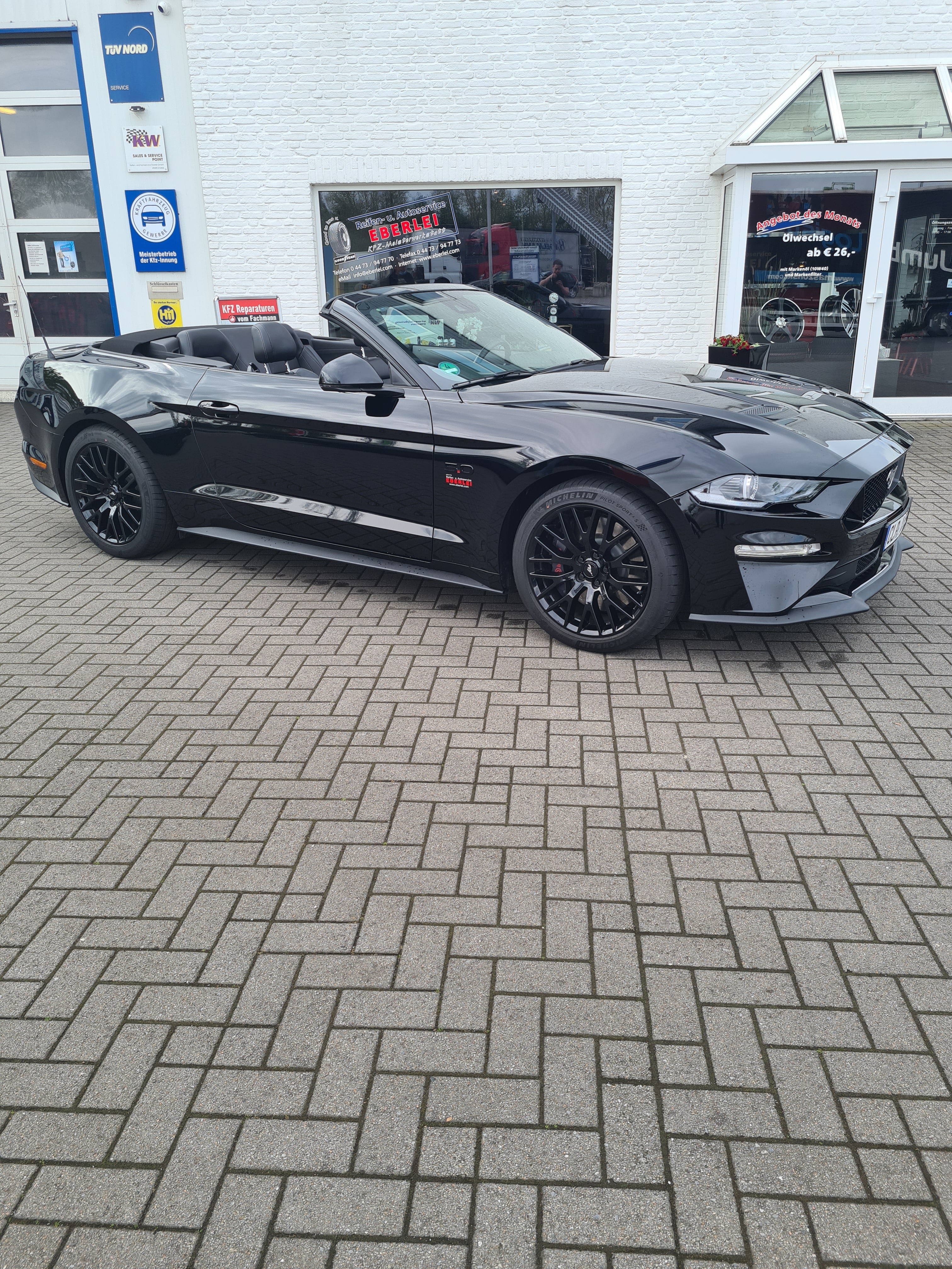 Ford Mustang V8 Cabrio 460 PS Bj 2019 mieten Geschenk / Hochzeit