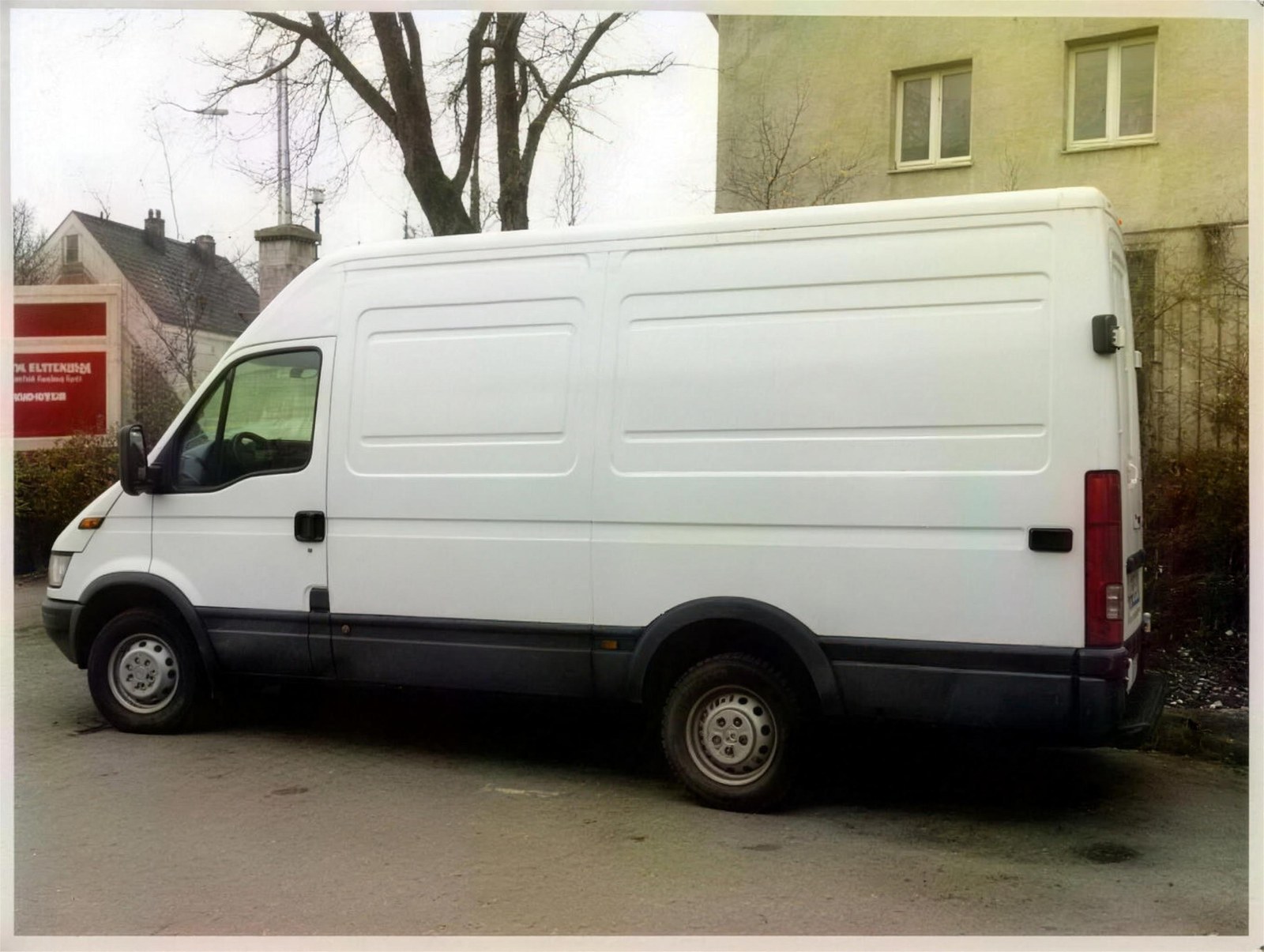 Transporter, LKW, Iveco, Daily, Berlin, Umzugswagen, Möbelwagen, Kaste