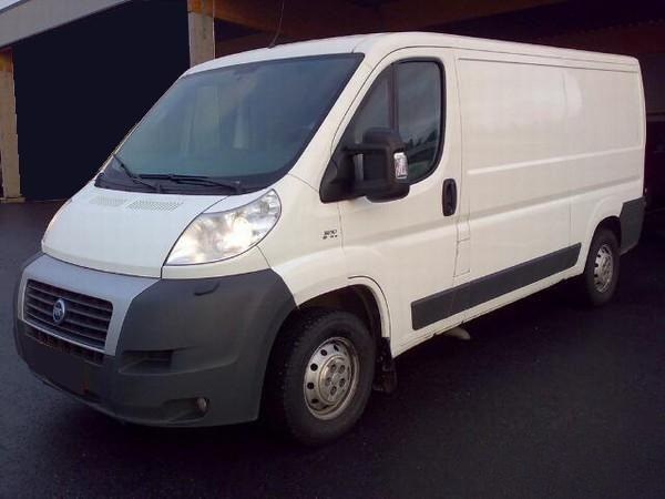 Transporter, LKW, Fiat, Ducato, Berlin, Umzugswagen, Möbelwagen, Kaste