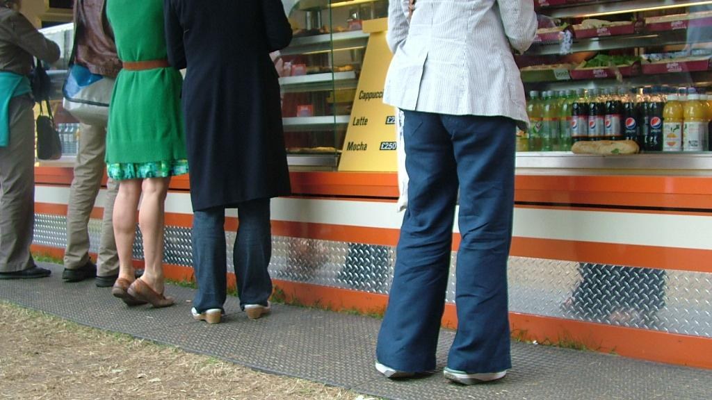 Zeltbodenplatten und Zelt-Fahrplatten mieten – 3