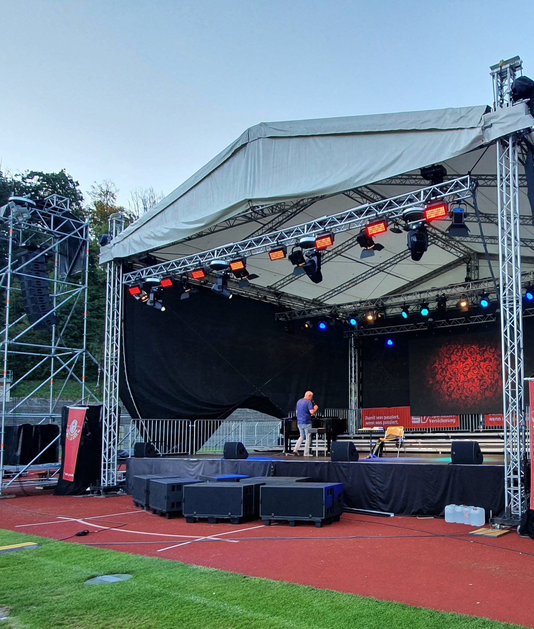 Prolyte Bühnendach 12x10m incl. Aussteifungsrahmen – 4
