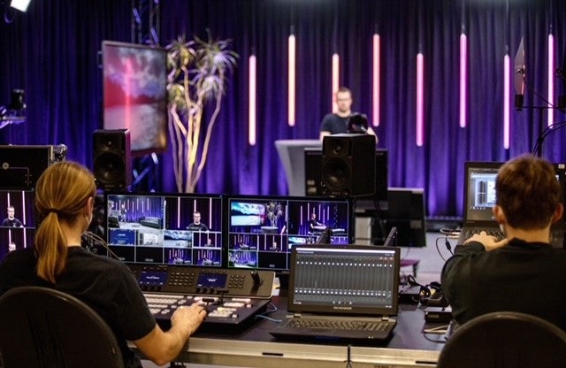 Mobiles, digitales 4K Streaming und Broadcast Studio – 4