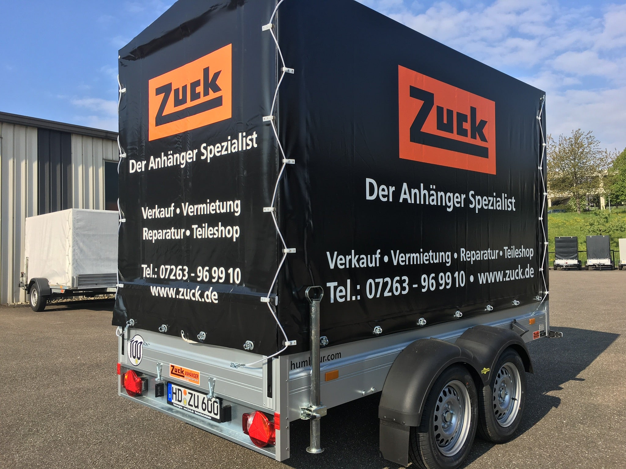Tandem Tieflader, mit Plane und Spriegel, 2500kg Gesamtgewicht