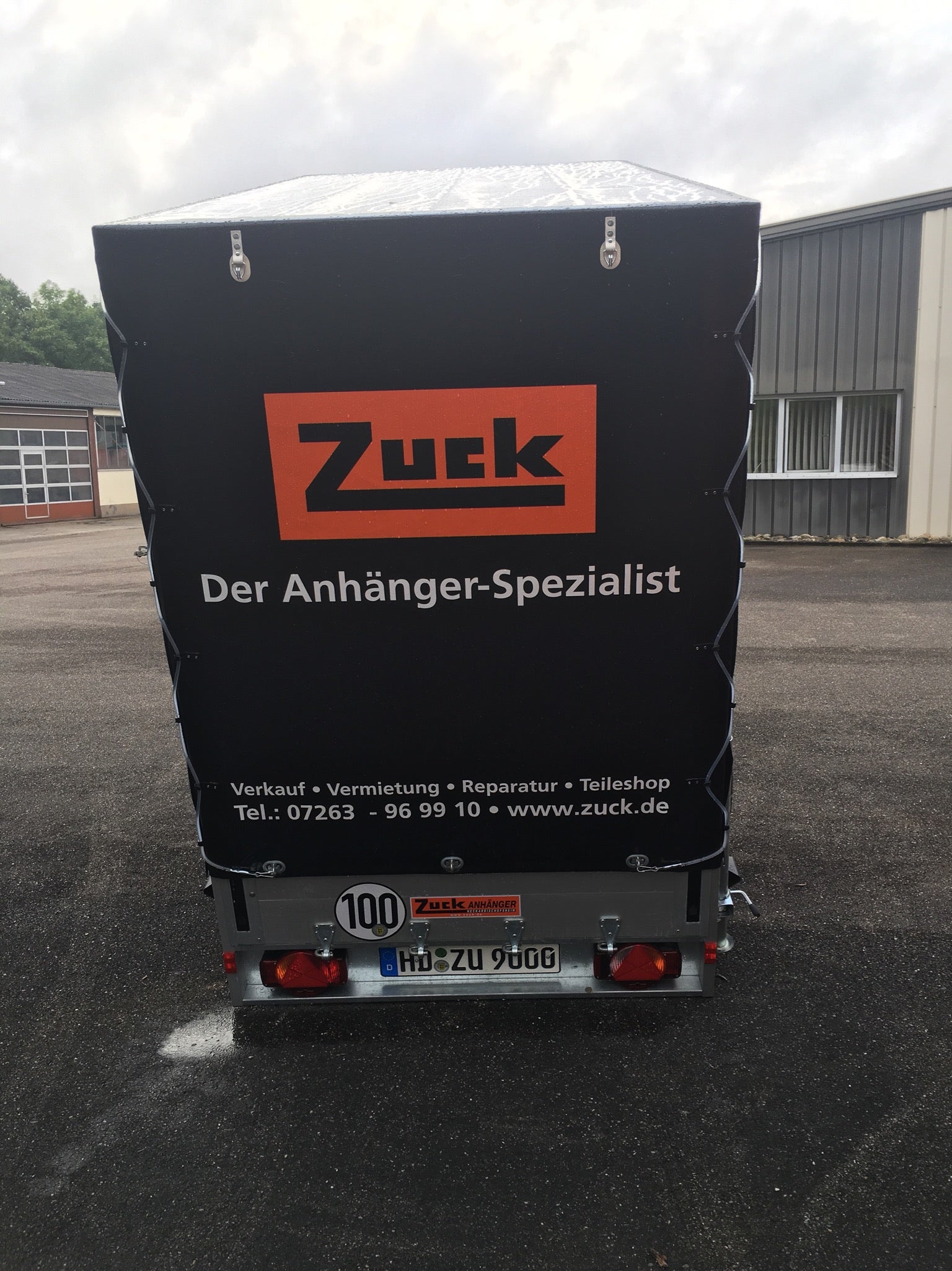 Kastenanhänger, Möbel - Motorradhänger, kippbar, mit Plane und Spriegel, 1300Kg Gesamtgewicht – 3