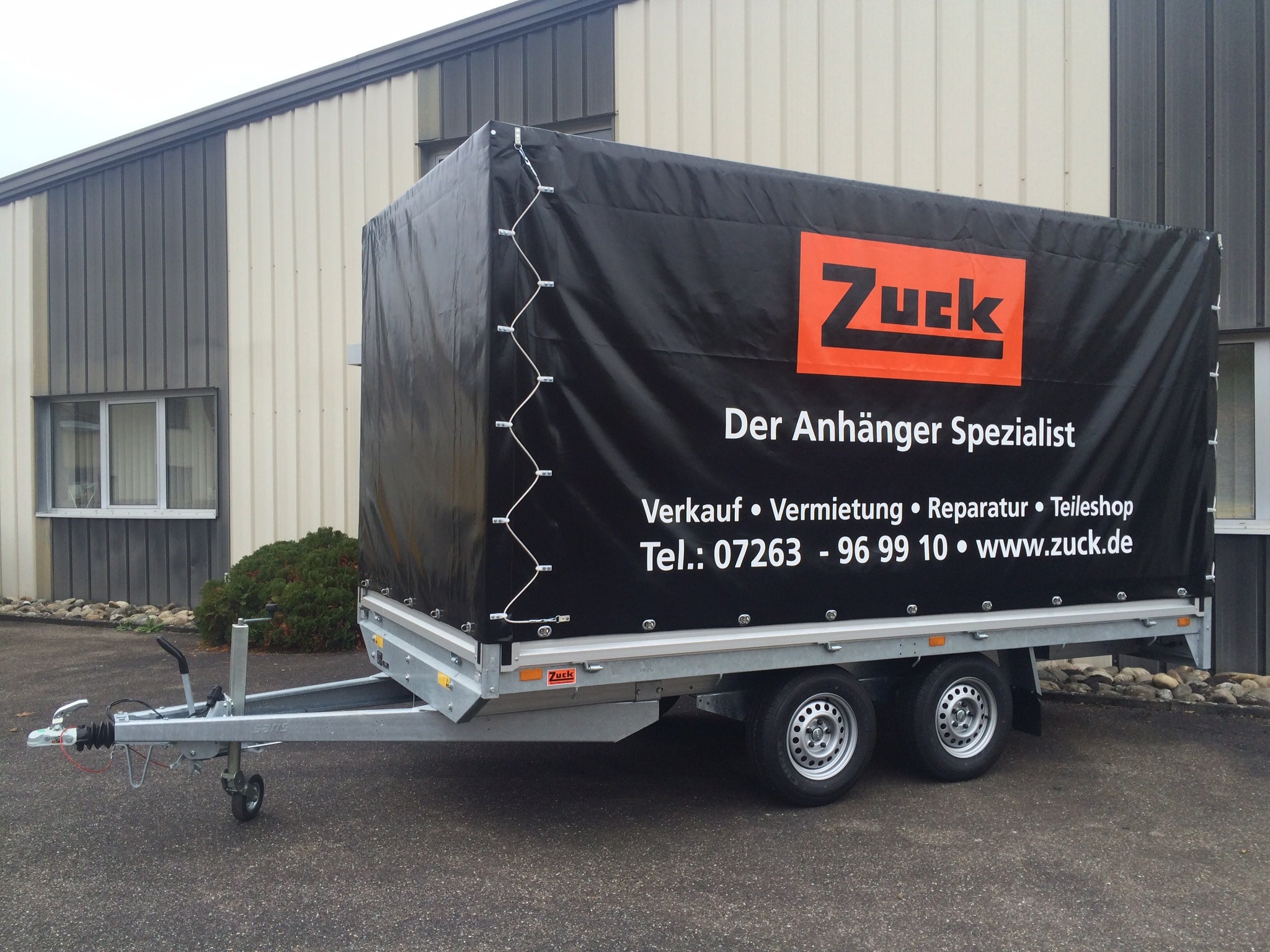 Tandem-Hochlader mit Plane und Spriegel,abnehmbar, 2700kg Gesamtgewicht