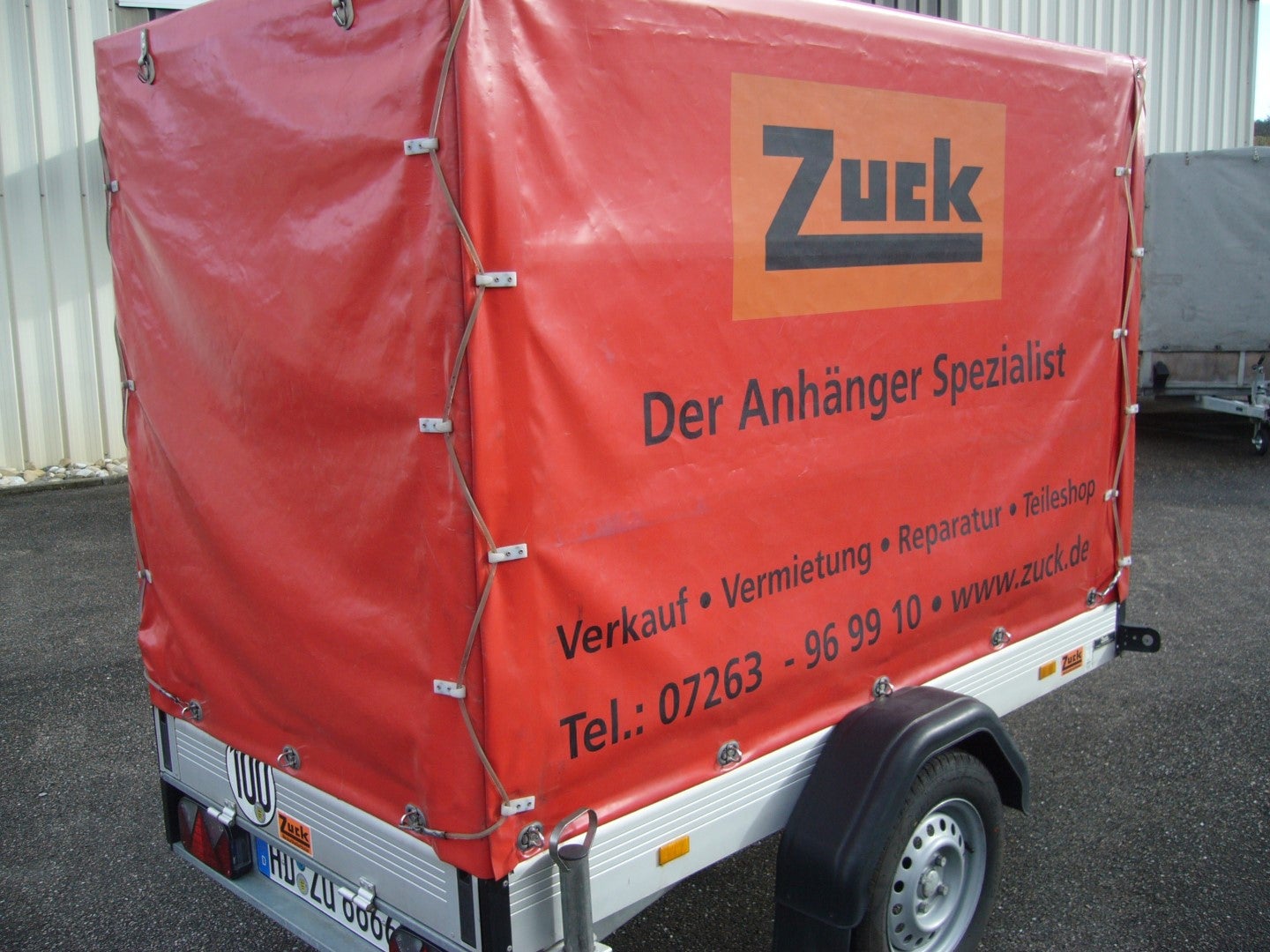 Kastenanhänger mit Plane und Spriegel, für Möbel oder Ähnliches 750kg Gesamtgewicht – 4