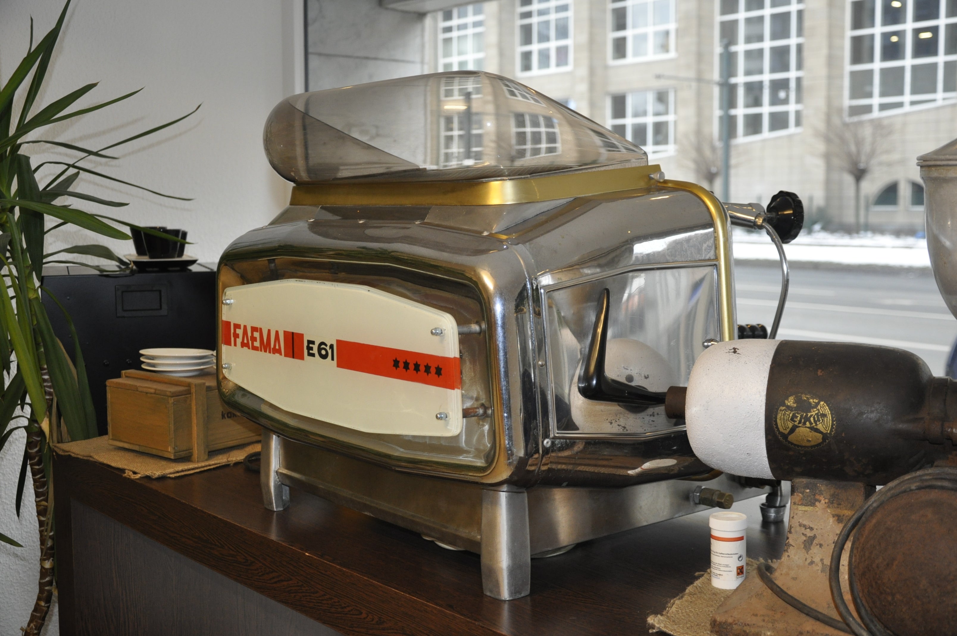 Faema E61 2 Gruppig Espressomaschine Espressoautomat für Messe BoSa Düsseldorf Köln Essen Dortmund – 3