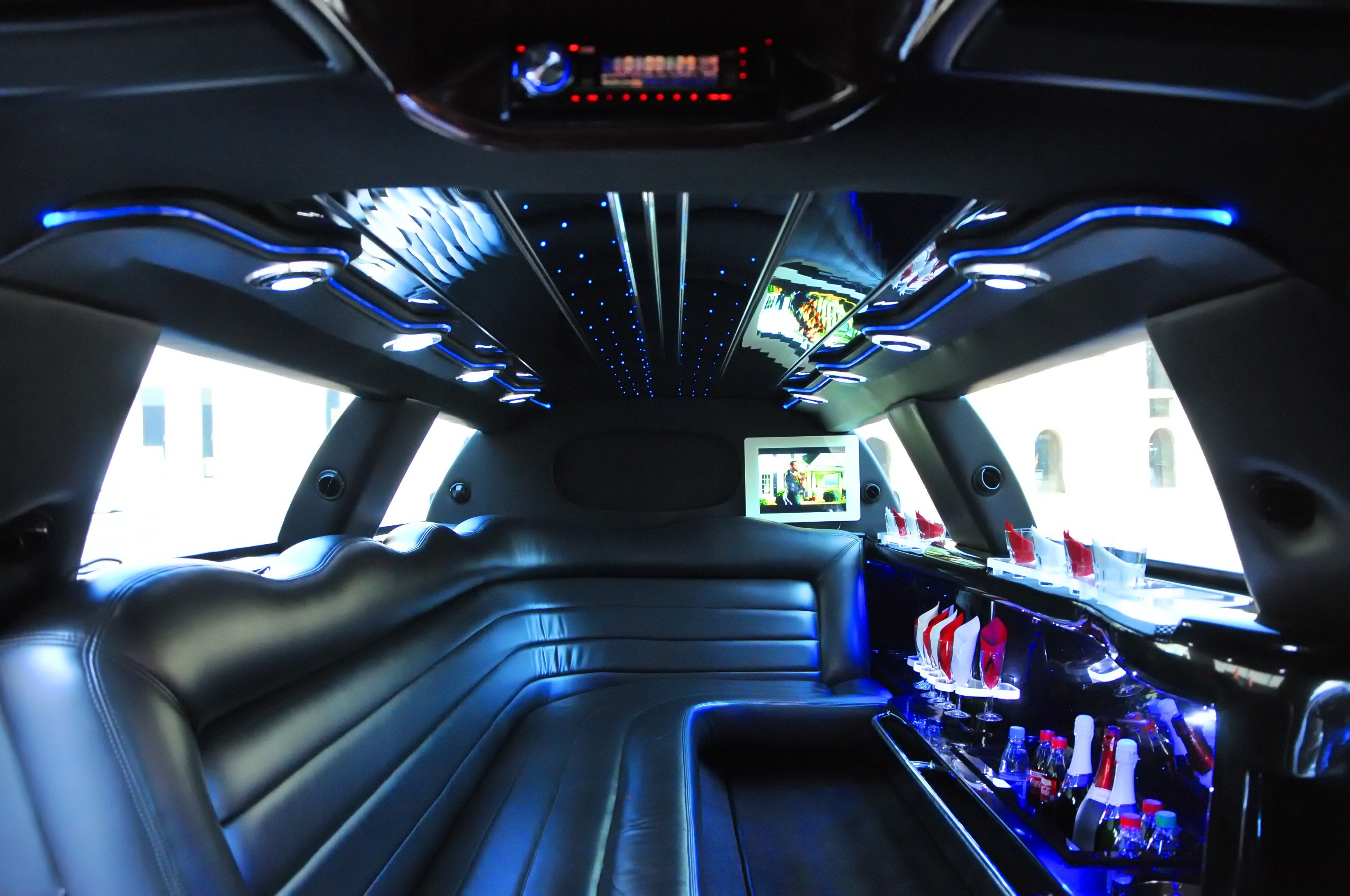 Stretchlimousine mieten,Lincoln Towna Car Weiß, Chrysler mieten – 4