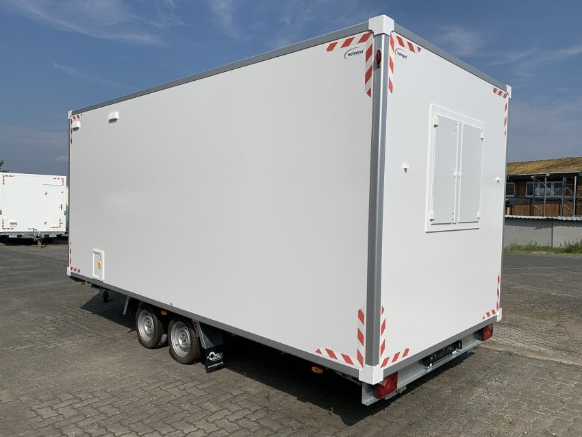 Bürowagen Bauwagen Anhänger zu mieten 2700kg zGG – 4