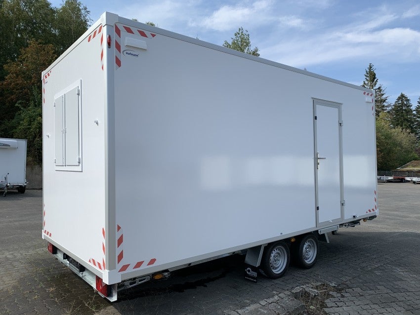 Bürowagen Bauwagen Anhänger zu mieten 2700kg zGG – 3