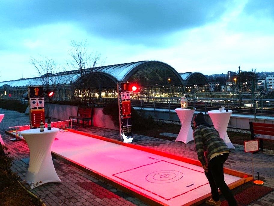 XXL-Eisstockbahn, Curlingbahn, Eisstockschießen, Funcurling