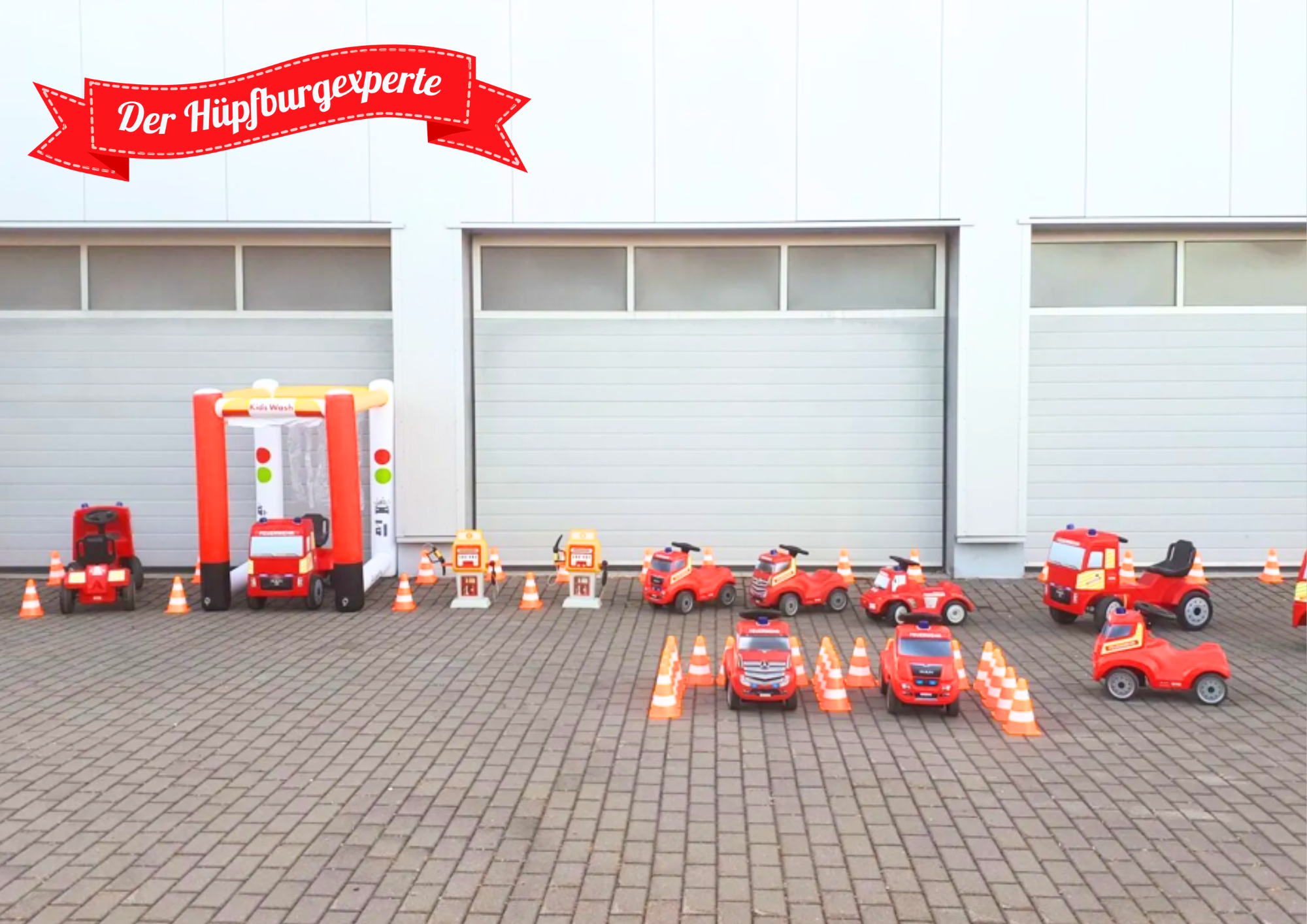 Kinder-Fahrzeugparcour mieten – Mit Feuerwehrautos, Verkehrsschildern & mehr, Rennstrecke, Spielstraße