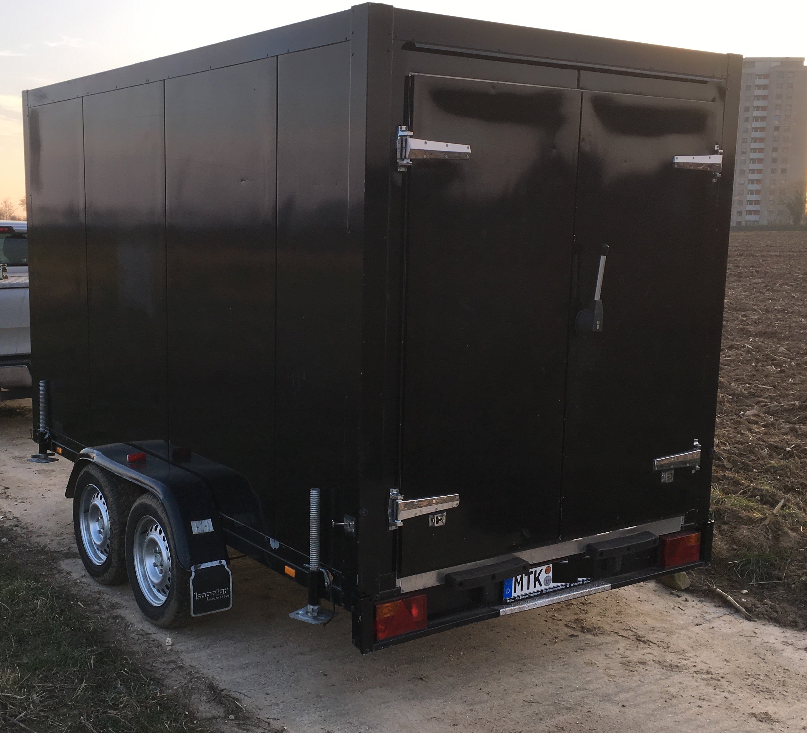 Kühlkoffer Kühlanhänger Isopolar Big – 3