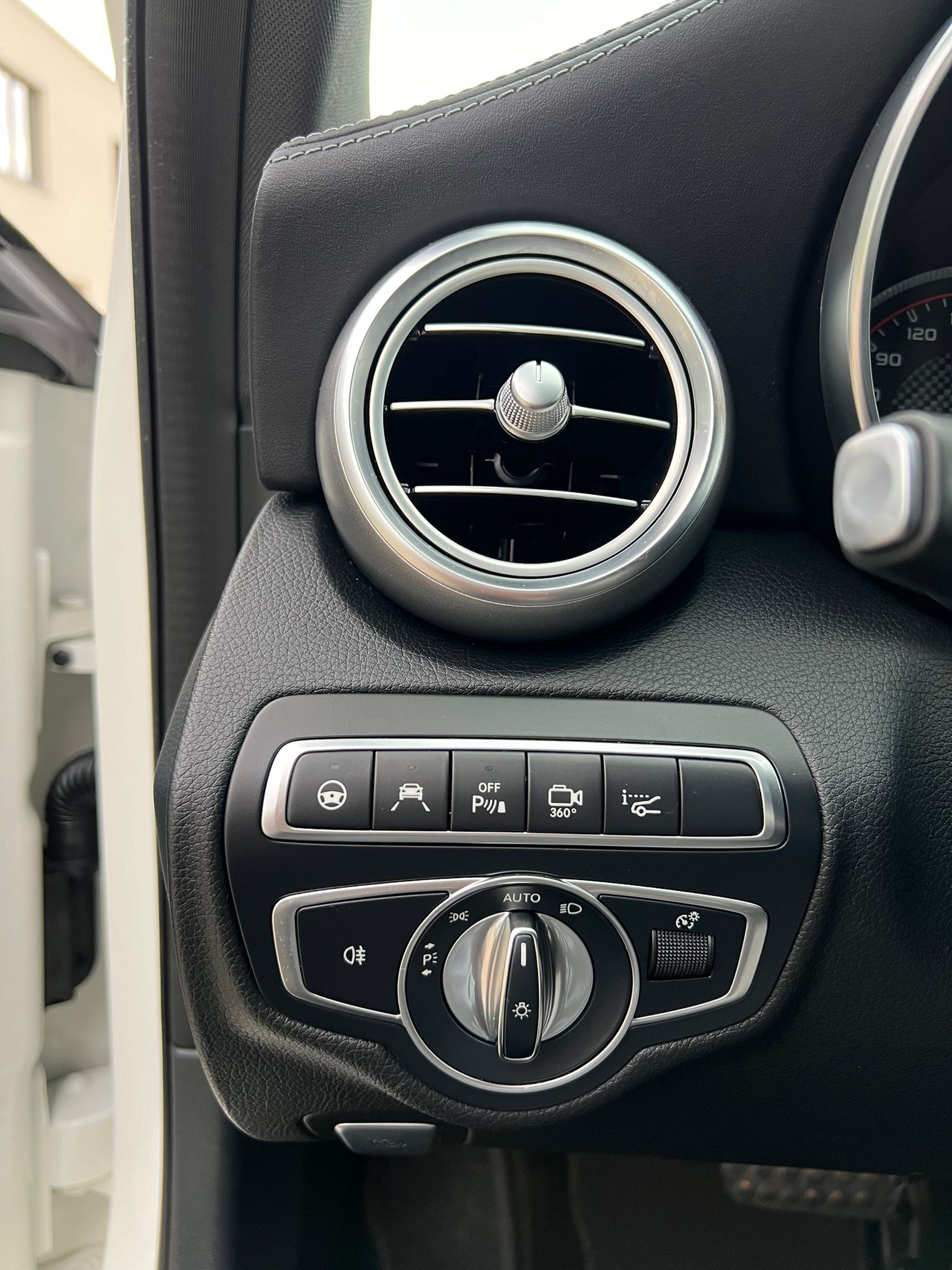 Mercedes benz C63s AMG limousine – 4