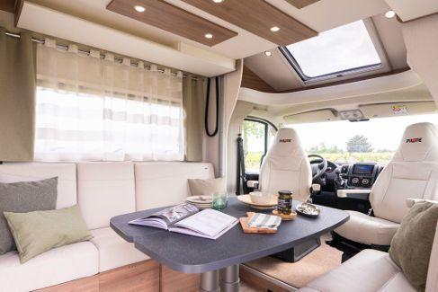 Pilote 696 D mit Traumgrundriss, Automatik, Solar, TV, Dachklima bis 4Personen, VOLL – 3