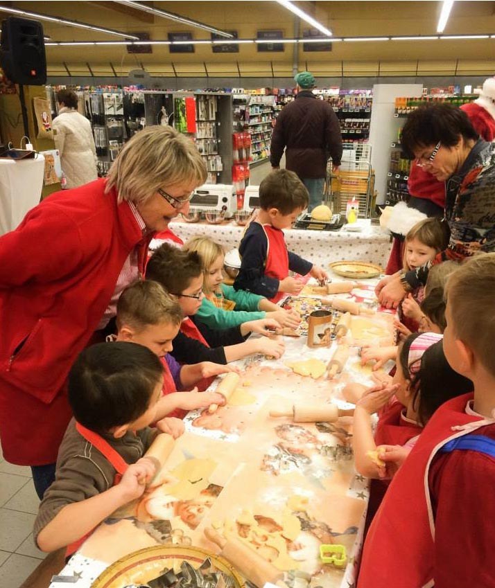 Weihnachtsbäckerei mieten in Glauchau bei Sound Events – 3