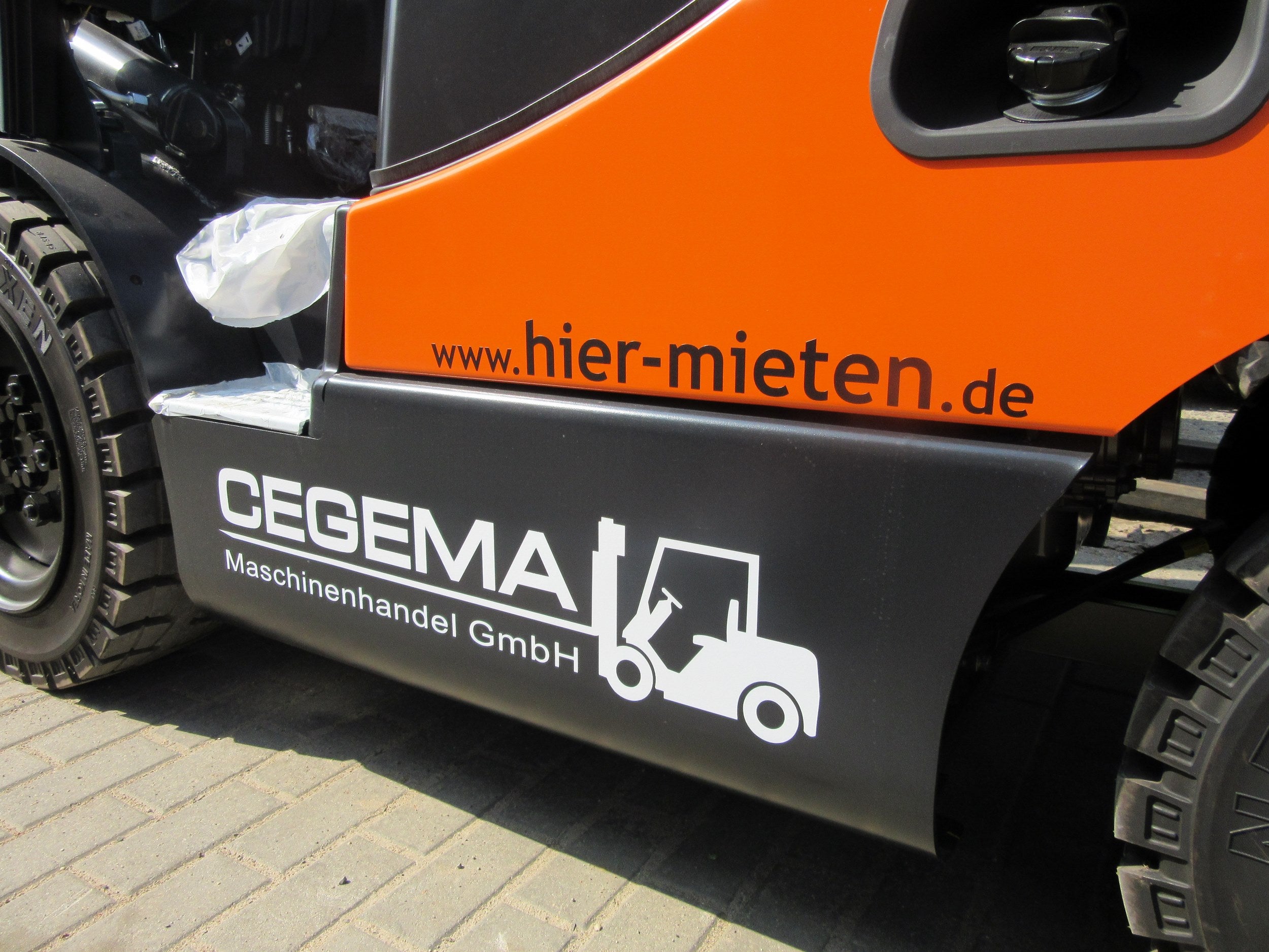 Gasstapler mieten - Front-Gabelstapler bis 16 t & 6 m Hubhöhe, Berlin/Potsdam – 3