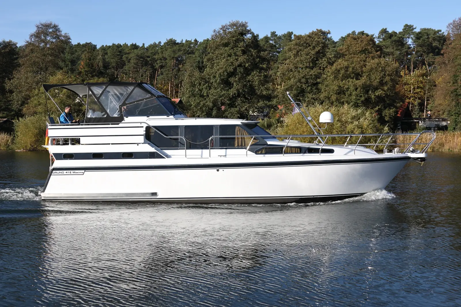 Hausboot Gruno 41 Maxima „Valentina“ mieten – 6 Personen, ab Waren (Müritz) – 2