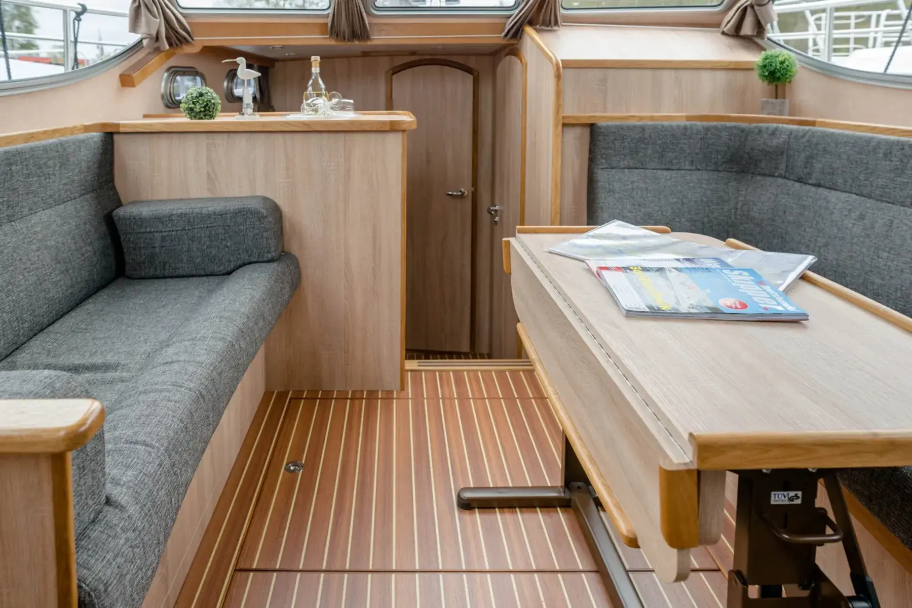 Motoryacht Gruno 35 Excellent Typ 3 „Berlin“ mieten – 4 Personen, ab Neukalen – 2