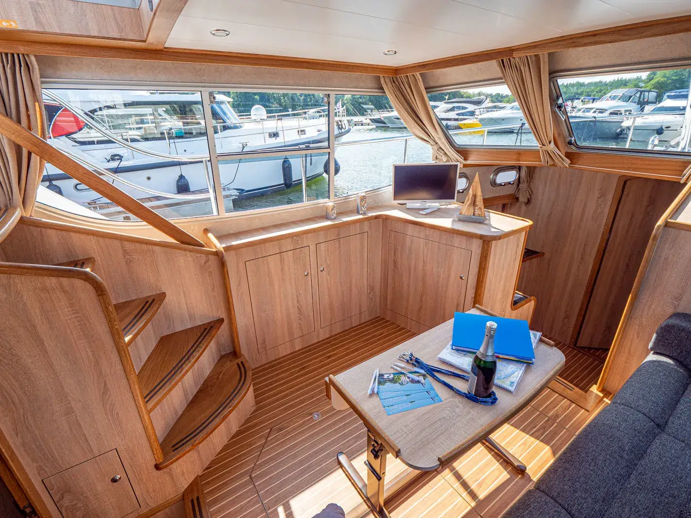Hausboot Gruno 37 Excellent „Monique 3“ mieten – 4 Personen, ab Waren (Müritz) – 4