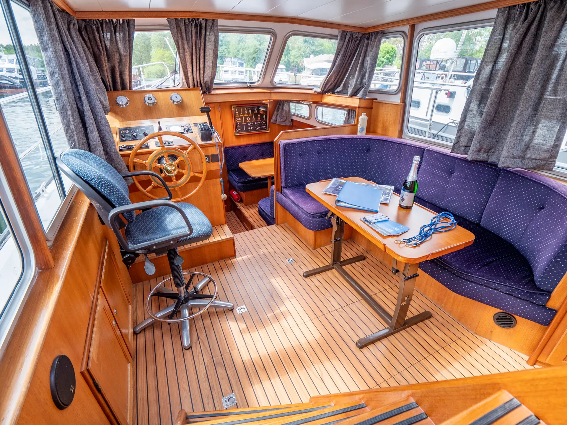 Hausboot Pedro Skiron Typ 2 „Kleiner Stern“ mieten – 4 Personen, ab Waren (Müritz) – 3