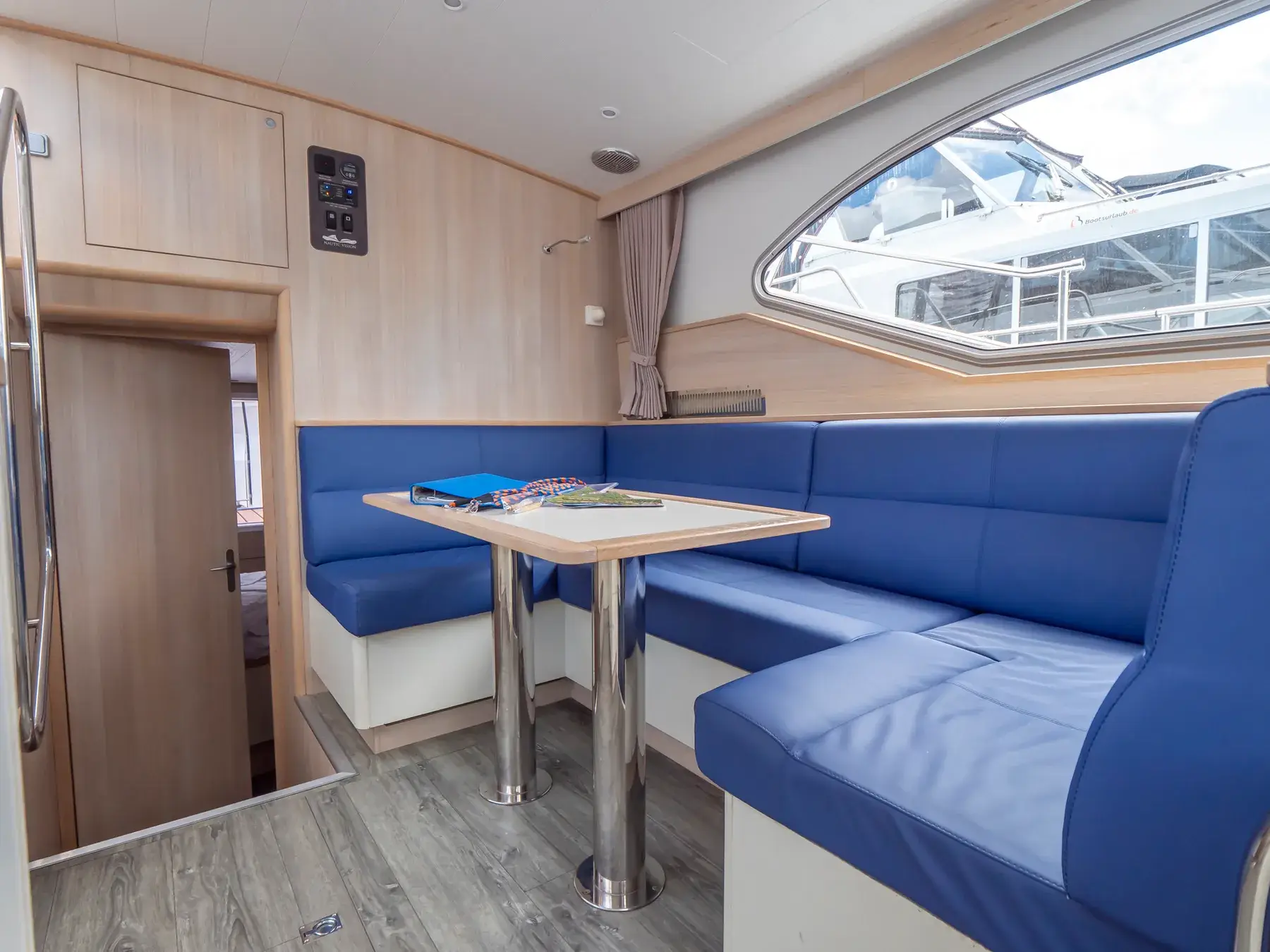 Hausboot Schulz 40 „Lisbet“ mieten – 4 Personen, ab Waren (Müritz) – 5