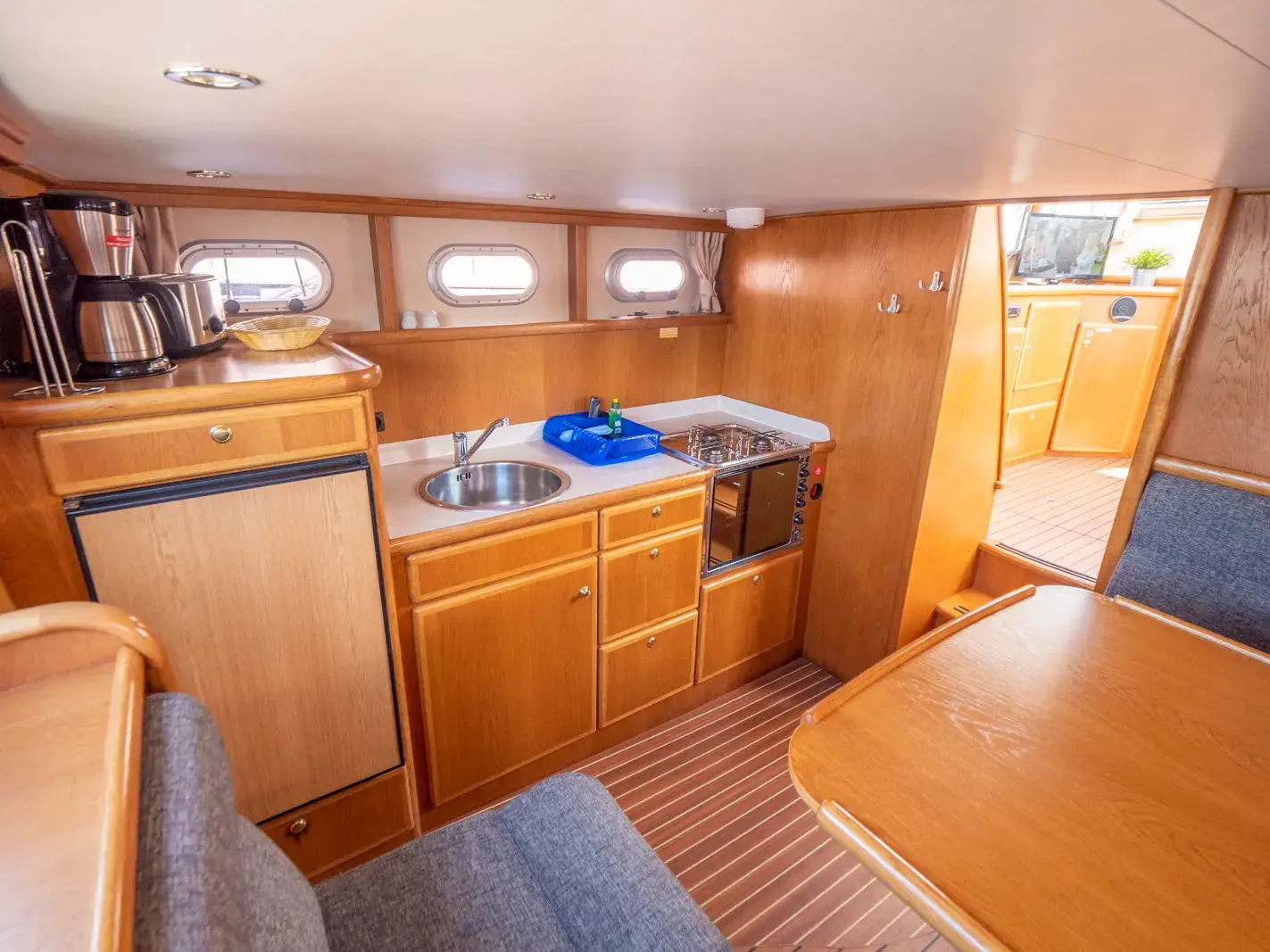 Hausboot Gruno 30 Classic „Monchique“ mieten – 2 Personen, ab Waren (Müritz) – 5