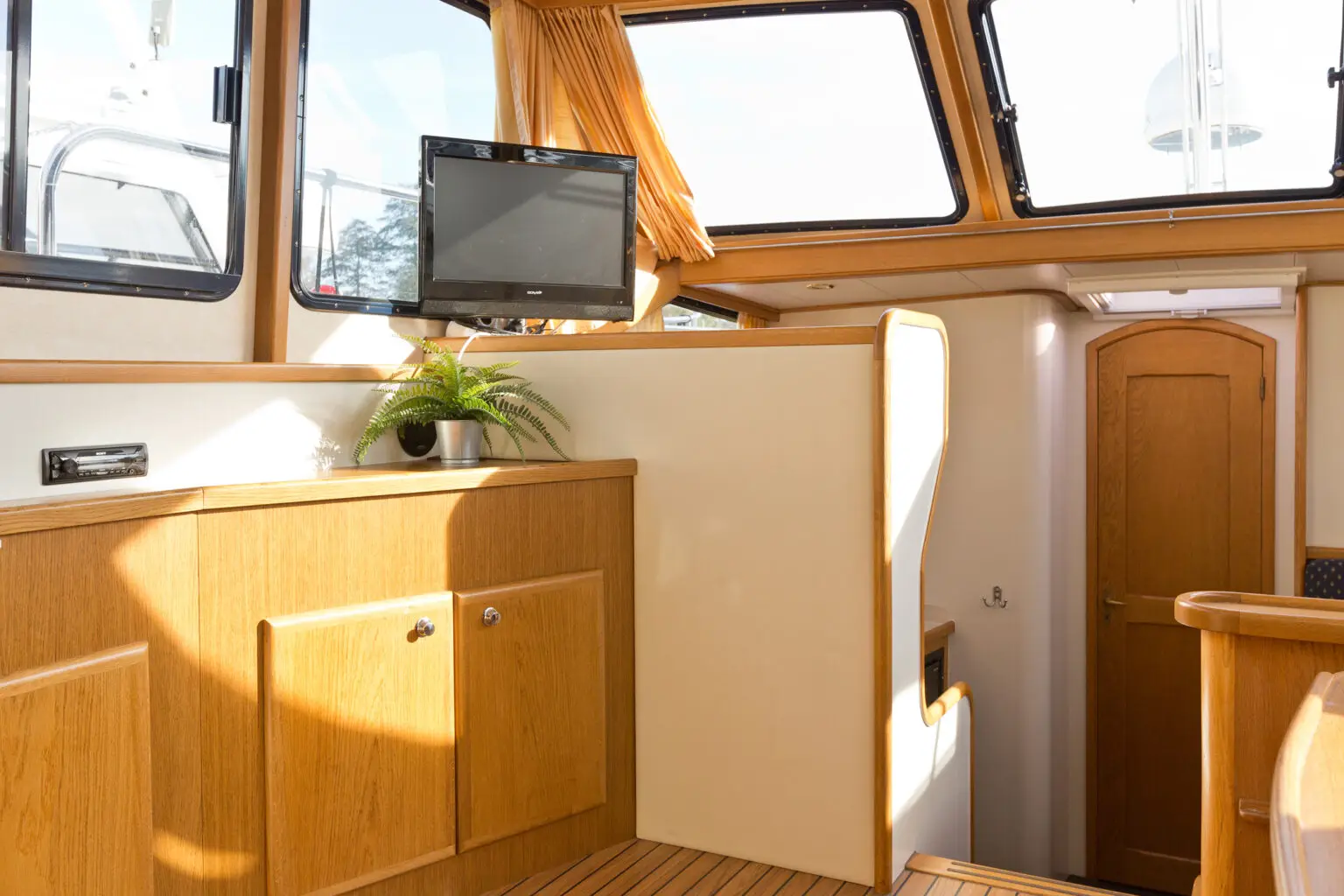 Hausboot Gruno 41 Maxima „Valentina“ mieten – 6 Personen, ab Waren (Müritz) – 4