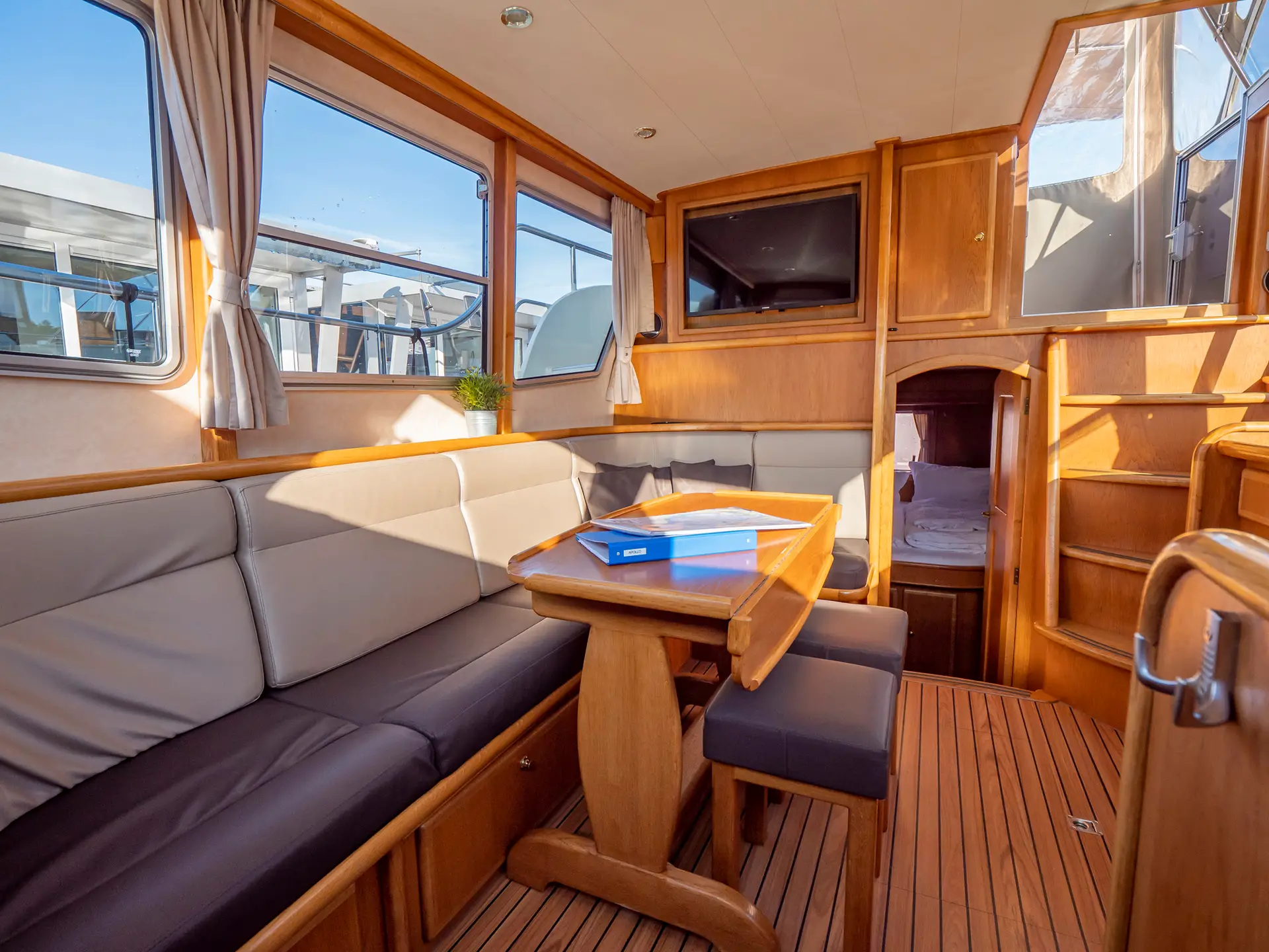 Hausboot Gruno 35 Classic „Apollo“ mieten – 4 Personen, ab Waren (Müritz) – 5
