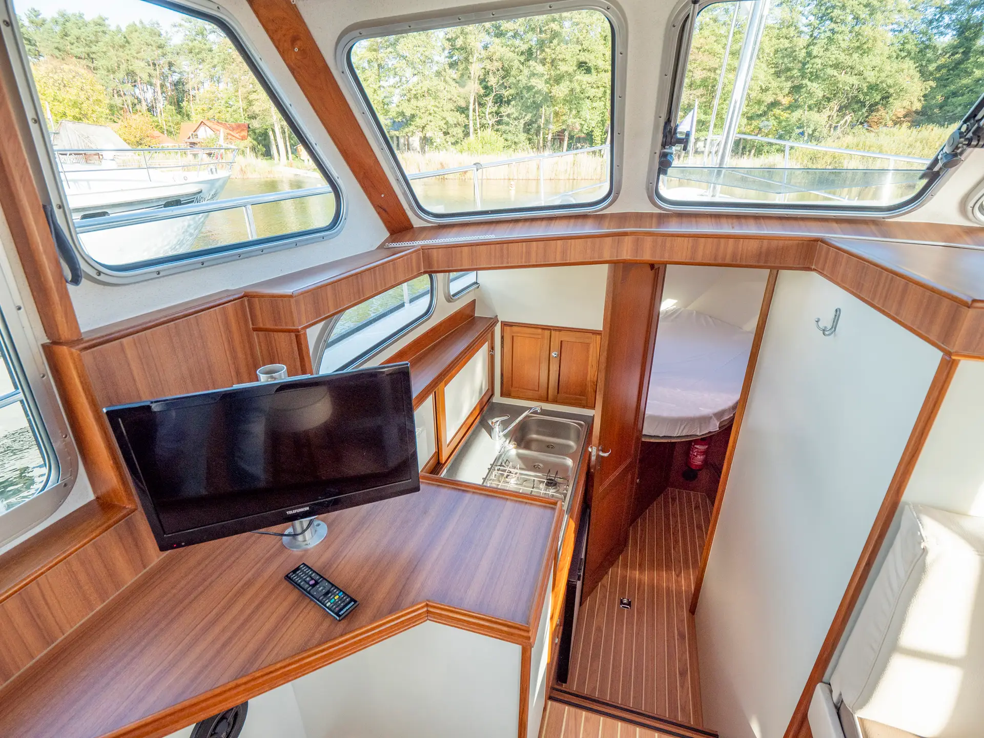 Hausboot Pedro Skiron Typ 3 „Hannah“ mieten – 4 Personen, ab Plau am See – 4