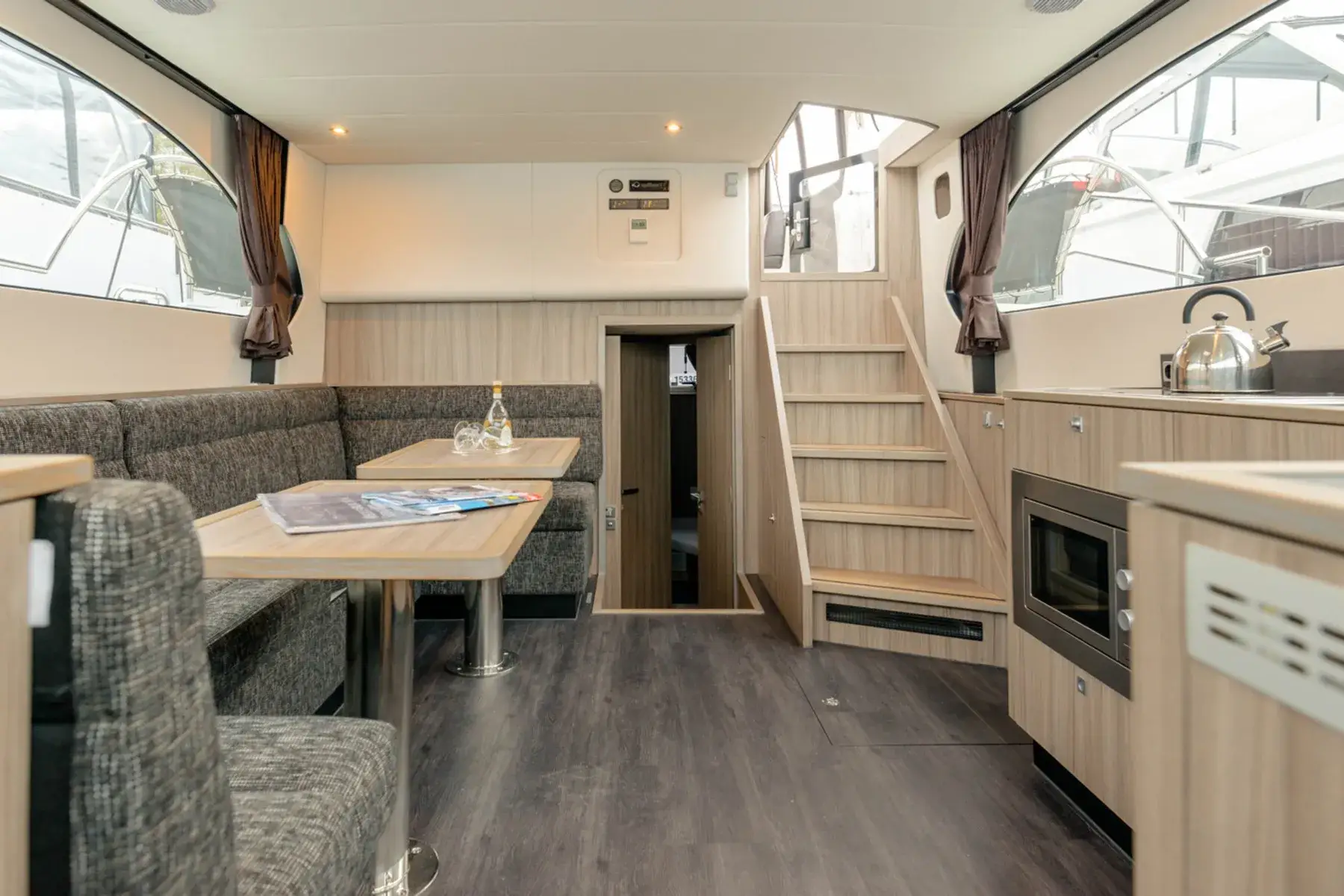 Hausboot Jetten 41 Business Edition 2018 „IVA 2“ mieten – 6 Personen, ab Waren (Müritz) – 3