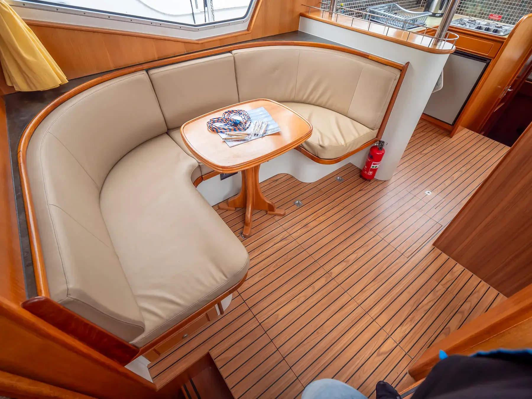 Motoryacht Pedro Solano 38 „Arianna“ mieten – 5 Personen, ab Neukalen – 4